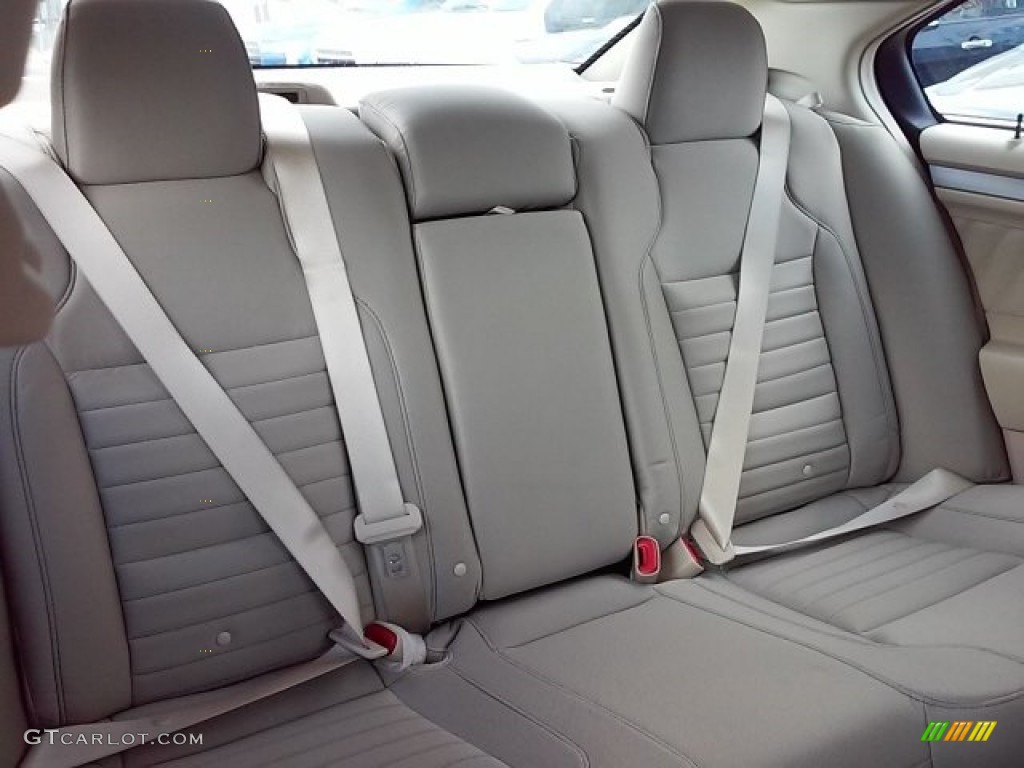 Dune Interior 2016 Ford Taurus SE Photo #114286097