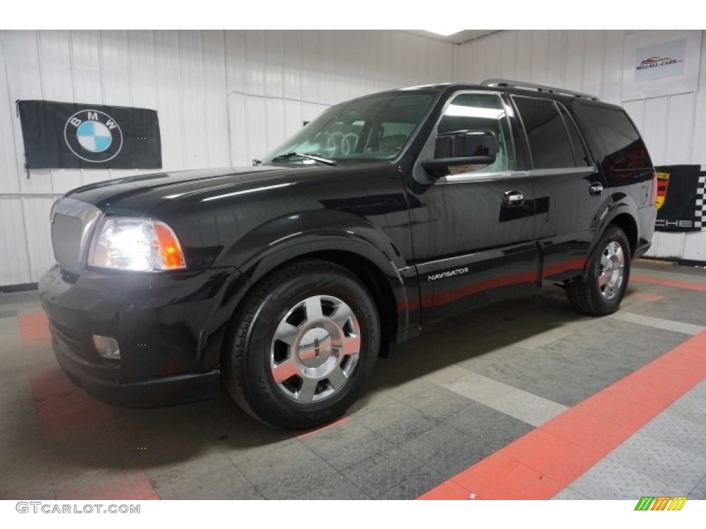 2006 Navigator Luxury 4x4 - Black / Dove Grey photo #2