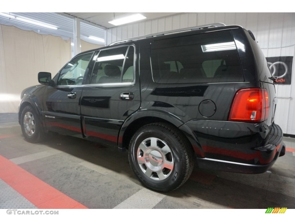 2006 Navigator Luxury 4x4 - Black / Dove Grey photo #11