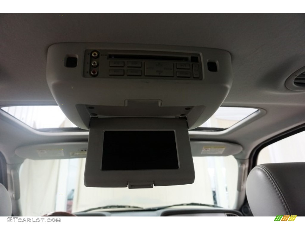 2006 Navigator Luxury 4x4 - Black / Dove Grey photo #35