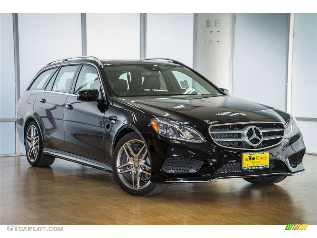 2016 E 350 4Matic Wagon - Black / Black photo #12