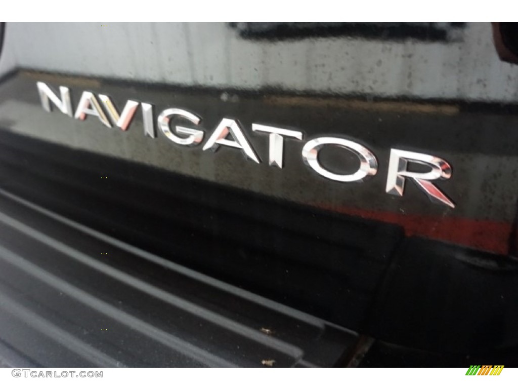 2006 Navigator Luxury 4x4 - Black / Dove Grey photo #107