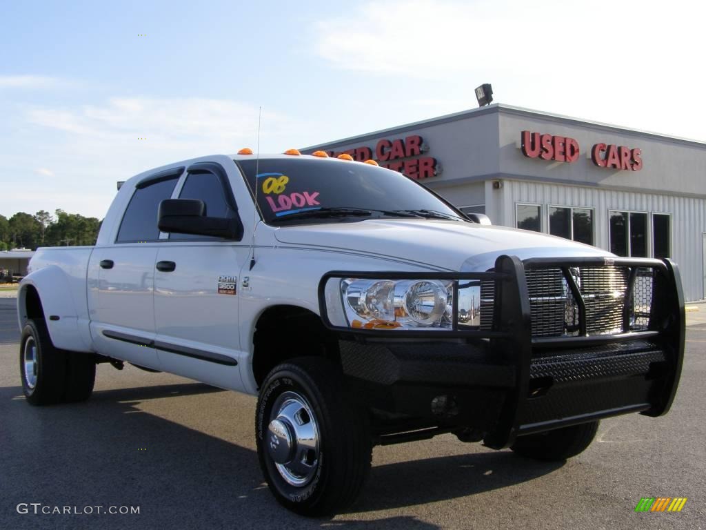 Bright White Dodge Ram 3500