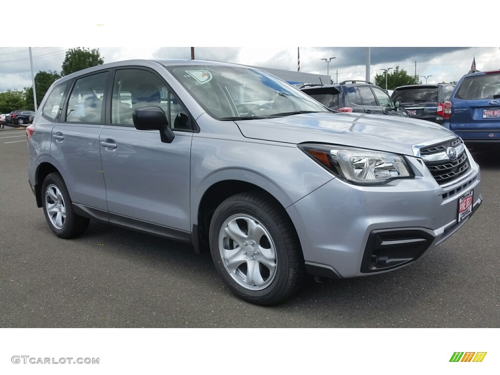 2017 Forester 2.5i - Ice Silver Metallic / Black photo #1