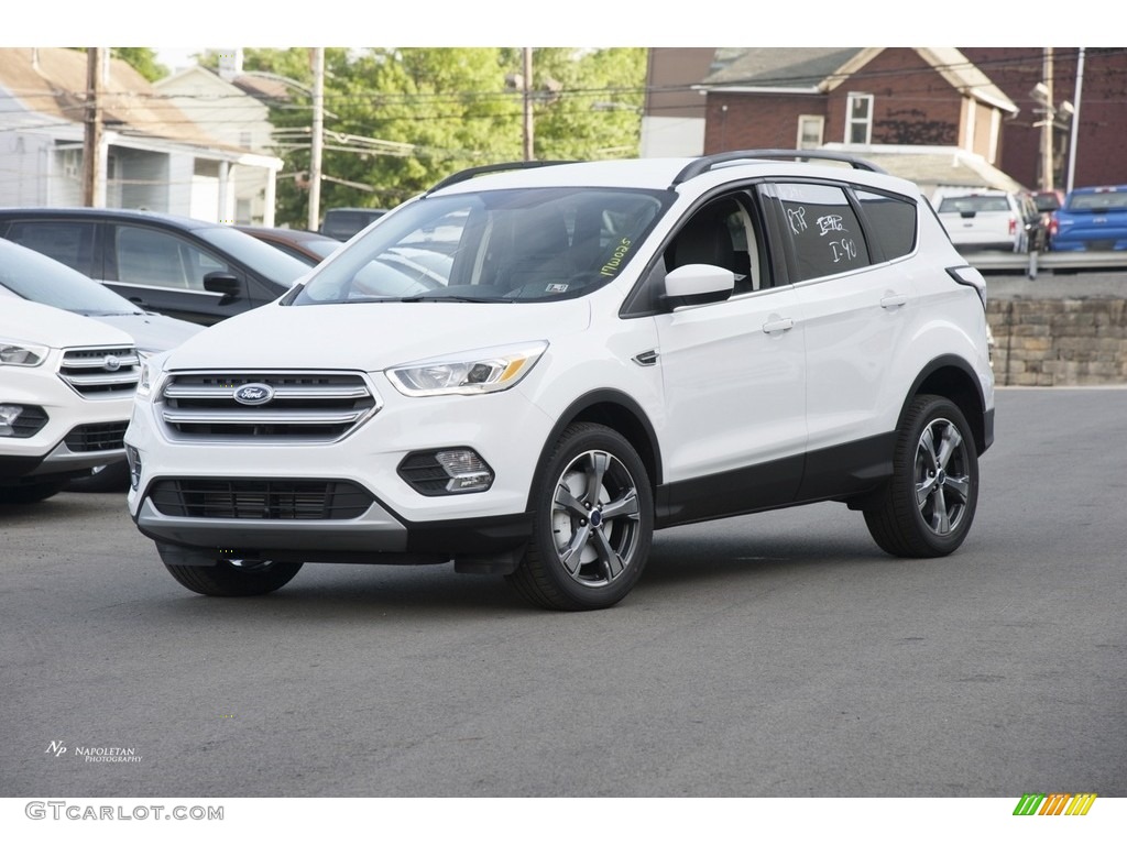 2017 Escape SE 4WD - Oxford White / Charcoal Black photo #1