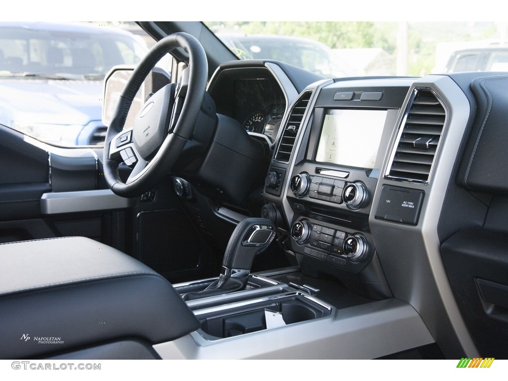 2016 F150 Lariat SuperCrew 4x4 - Shadow Black / Black photo #11