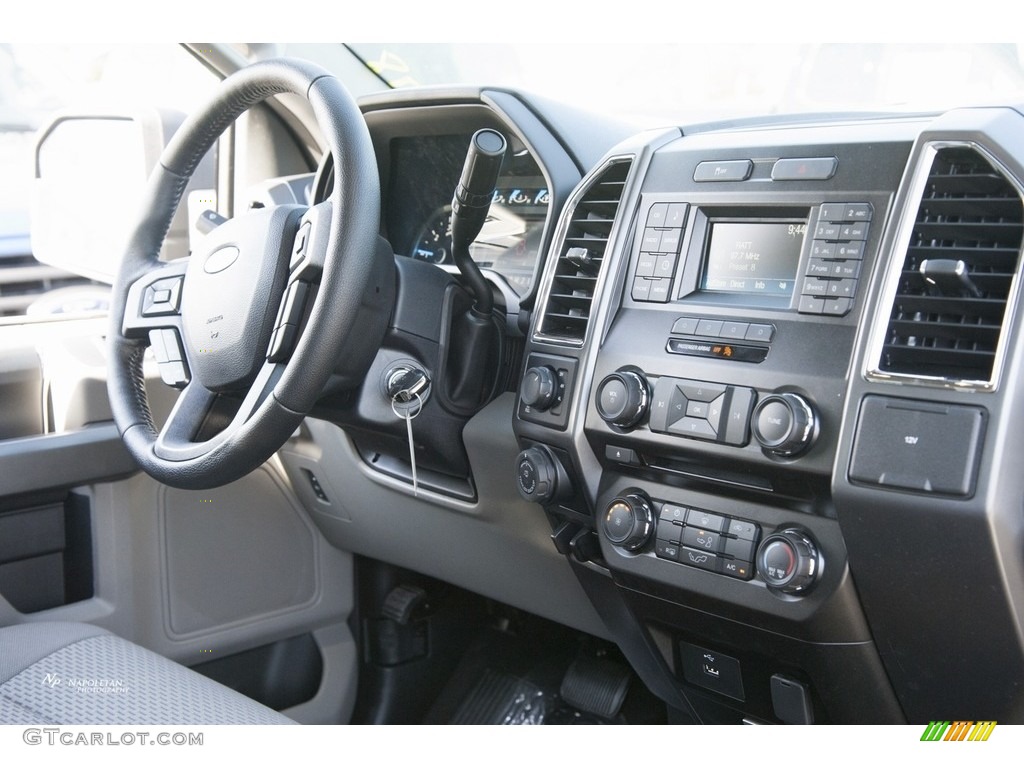 2016 F150 XLT SuperCab 4x4 - Magnetic / Medium Earth Gray photo #10