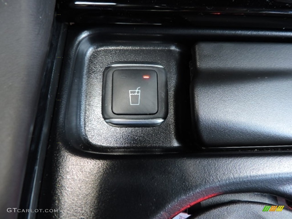2017 Mercedes-Benz GLS 63 AMG 4Matic Controls Photo #114319216