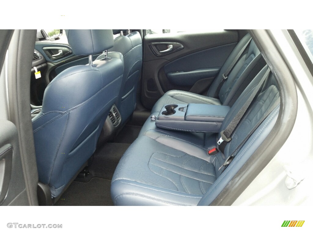 2016 Chrysler 200 S AWD Rear Seat Photos