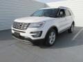 2017 White Platinum Ford Explorer XLT  photo #7