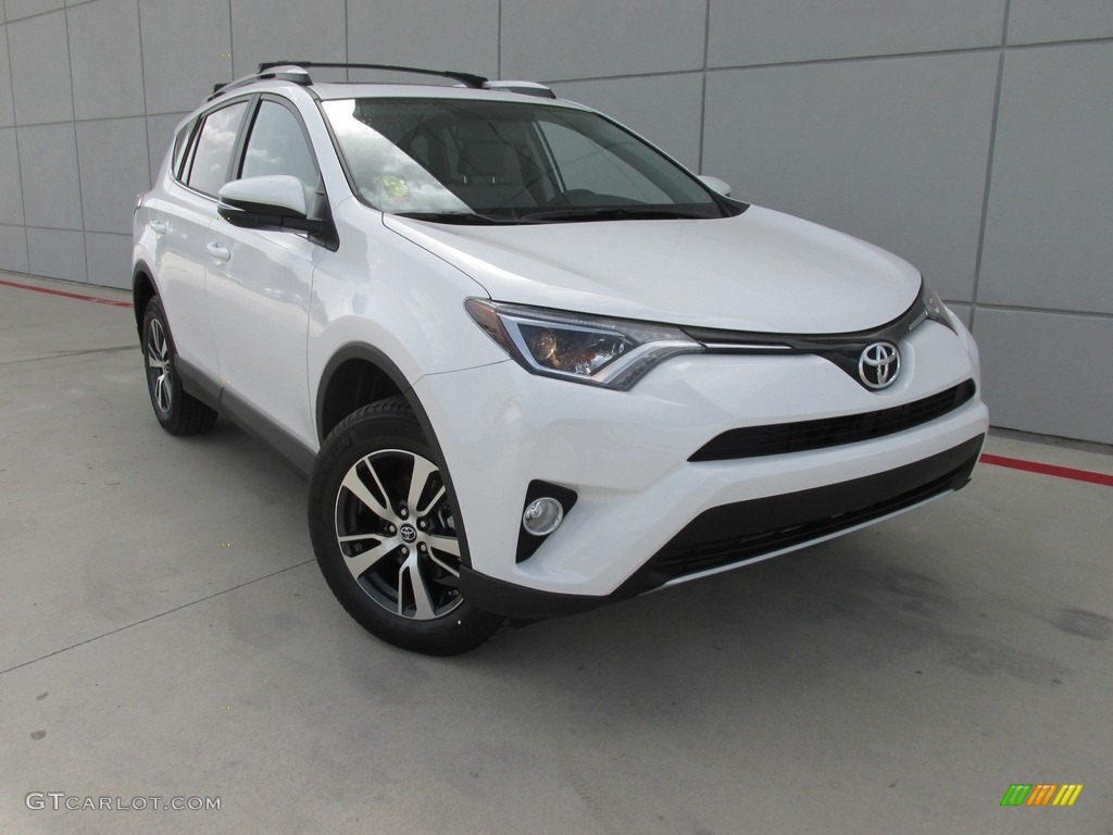 2016 RAV4 XLE - Super White / Ash photo #2