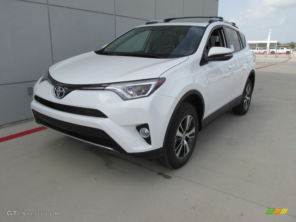 2016 RAV4 XLE - Super White / Ash photo #7