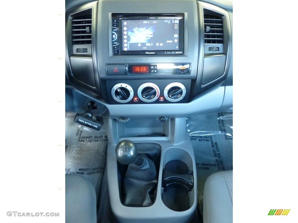 2007 Tacoma Regular Cab - Indigo Ink Pearl / Graphite Gray photo #10