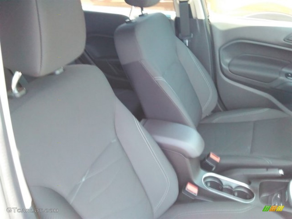 2016 Fiesta SE Hatchback - Magnetic Metallic / Charcoal Black photo #18