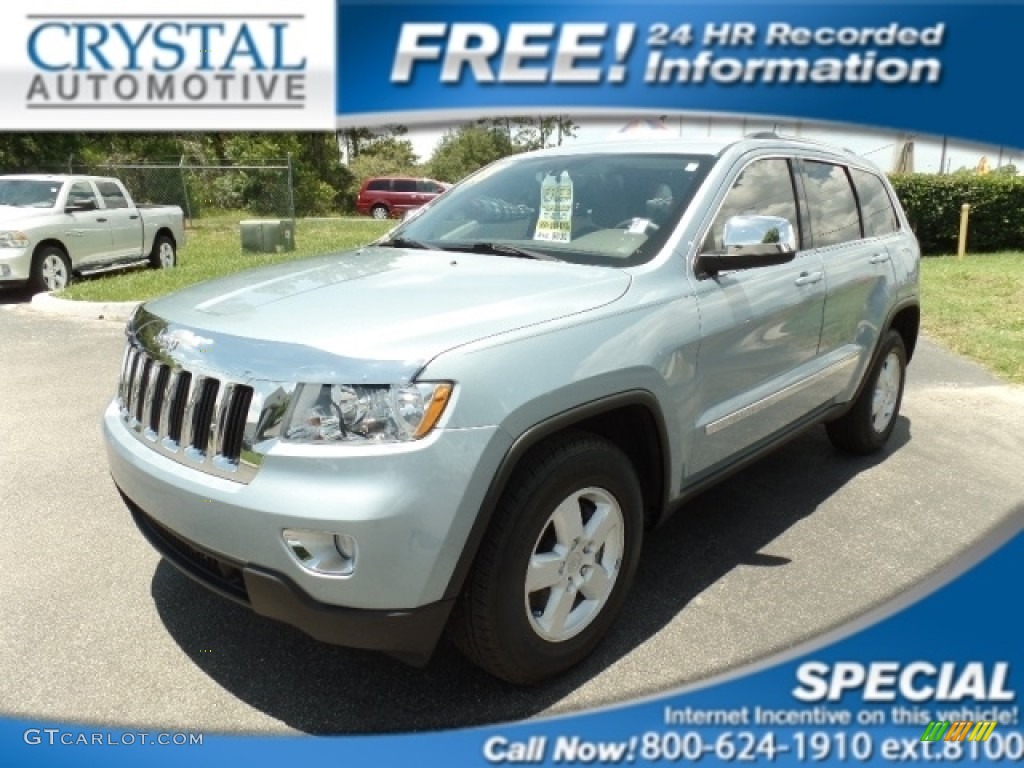 2013 Grand Cherokee Laredo - Bright Silver Metallic / Dark Graystone/Medium Graystone photo #1