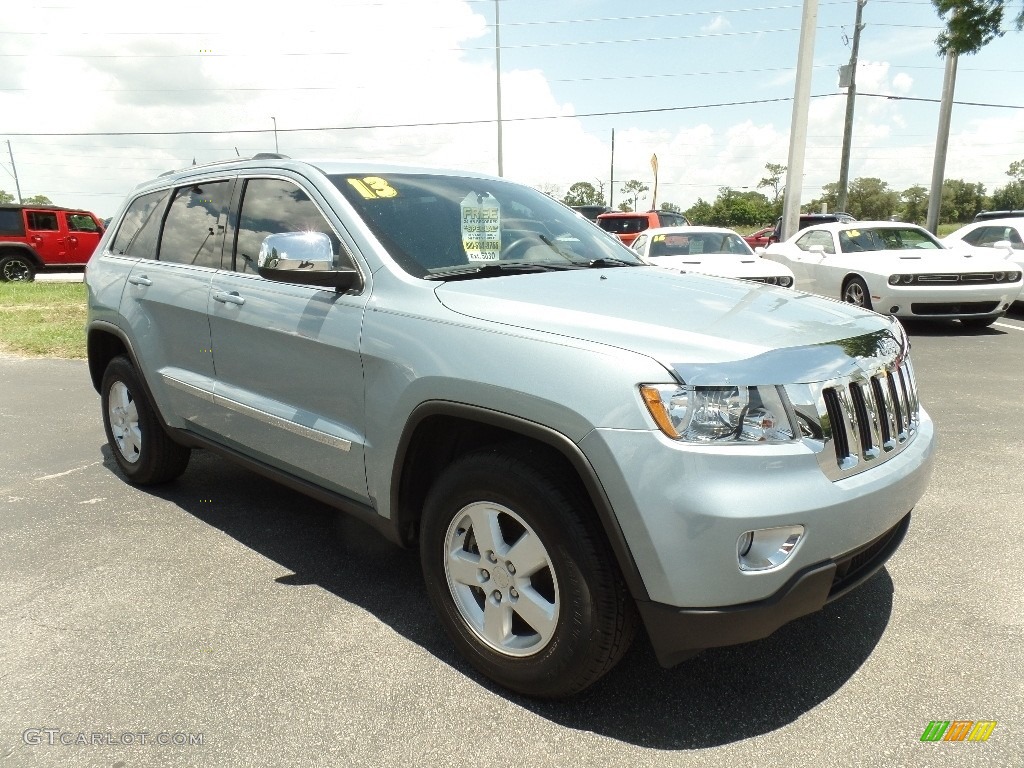 2013 Grand Cherokee Laredo - Bright Silver Metallic / Dark Graystone/Medium Graystone photo #11