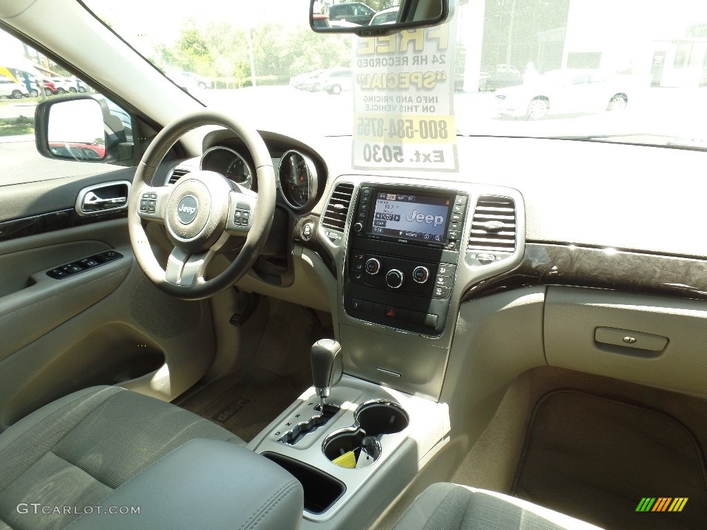 2013 Grand Cherokee Laredo - Bright Silver Metallic / Dark Graystone/Medium Graystone photo #12