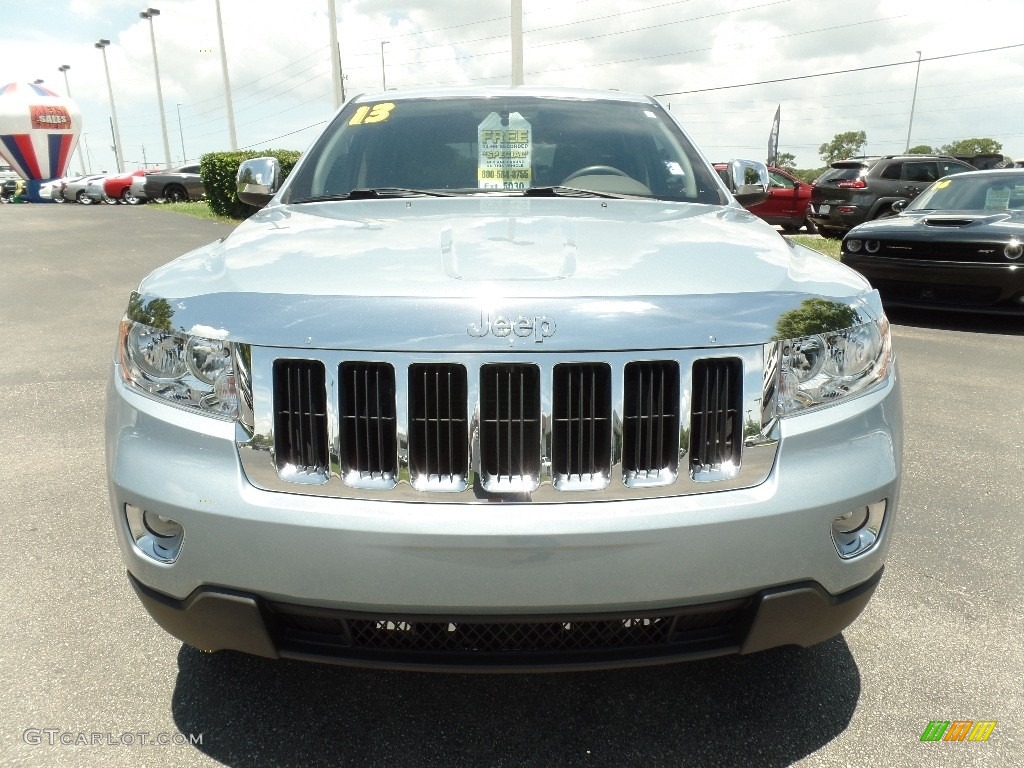 2013 Grand Cherokee Laredo - Bright Silver Metallic / Dark Graystone/Medium Graystone photo #14