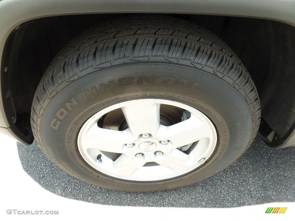 2013 Grand Cherokee Laredo - Bright Silver Metallic / Dark Graystone/Medium Graystone photo #15