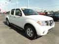 2013 Glacier White Nissan Frontier SV V6 Crew Cab  photo #10