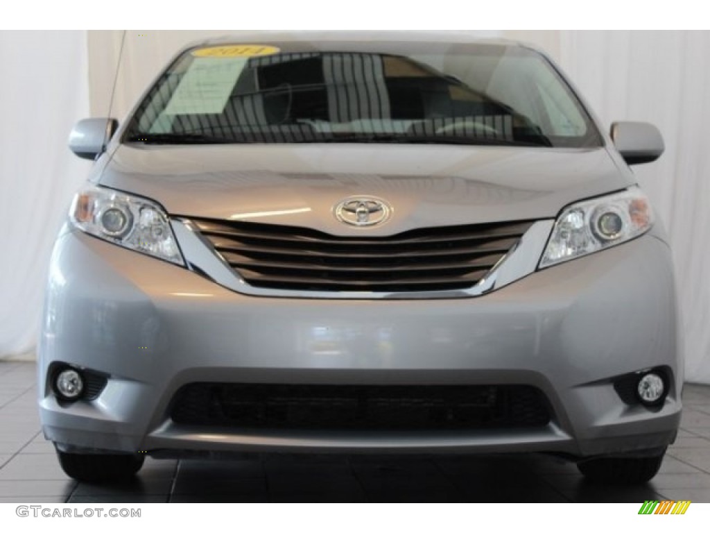 2014 Sienna XLE - Silver Sky Metallic / Light Gray photo #4