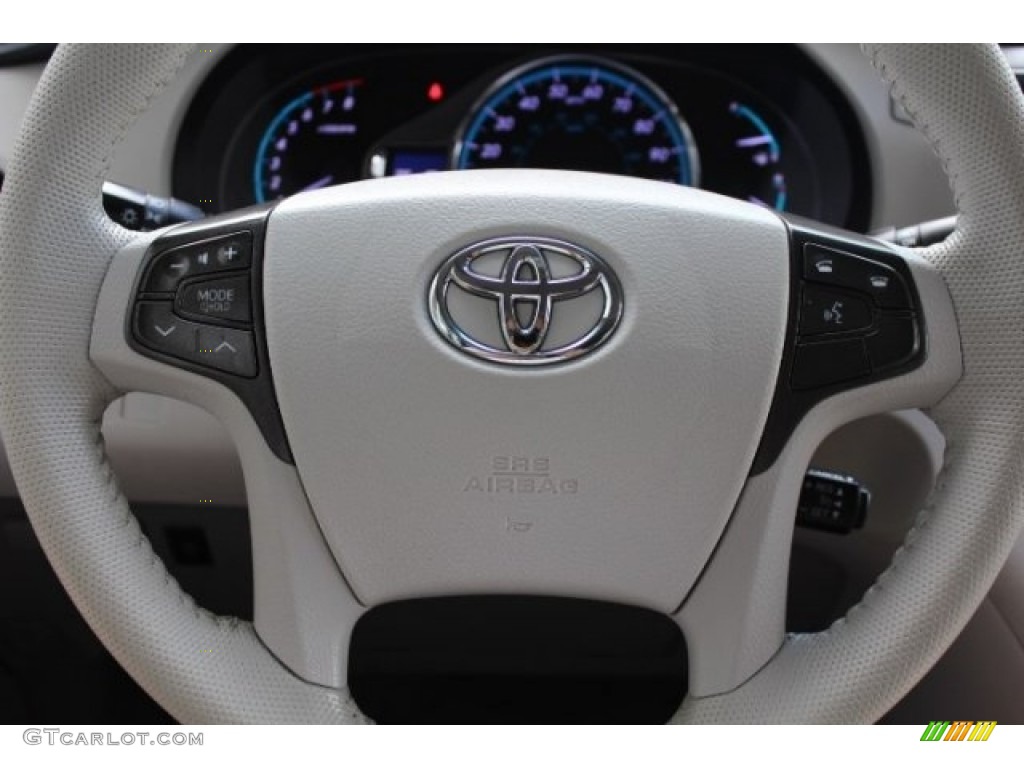 2014 Sienna XLE - Silver Sky Metallic / Light Gray photo #12