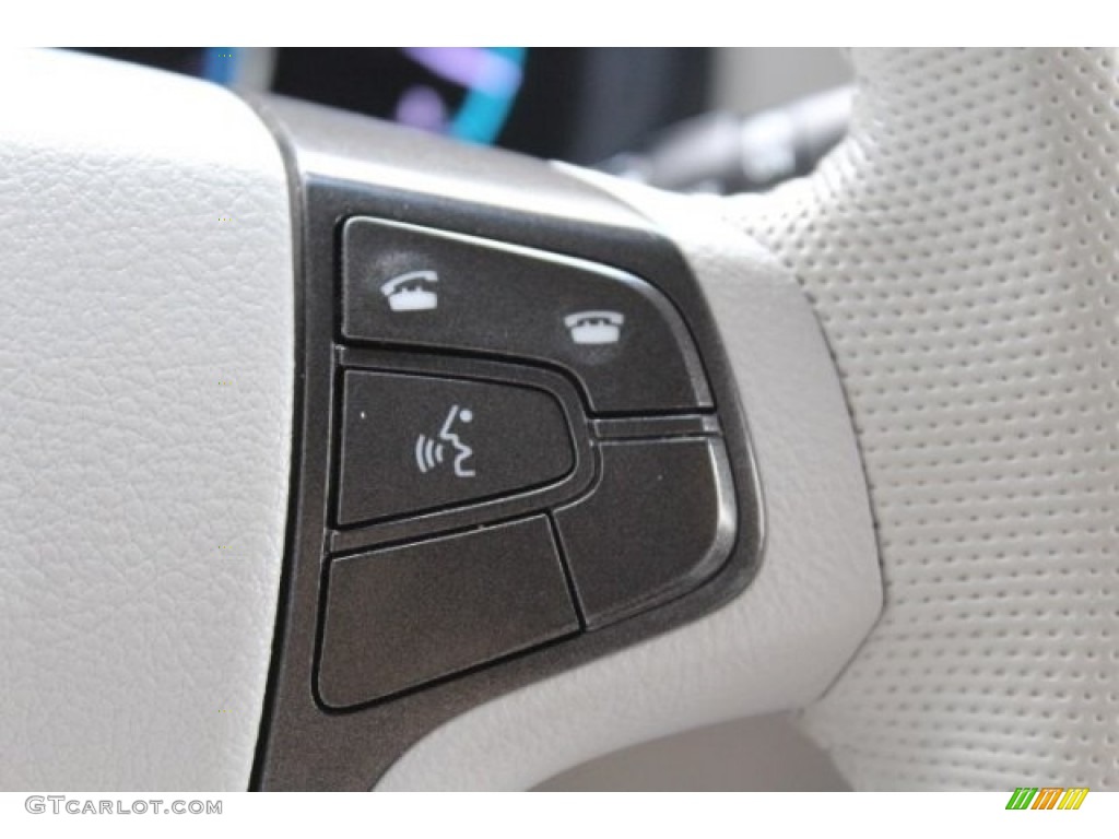 2014 Sienna XLE - Silver Sky Metallic / Light Gray photo #14