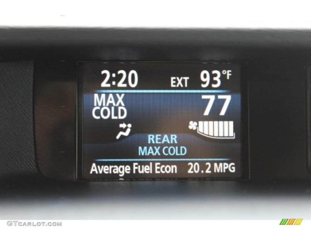 2014 Sienna XLE - Silver Sky Metallic / Light Gray photo #17