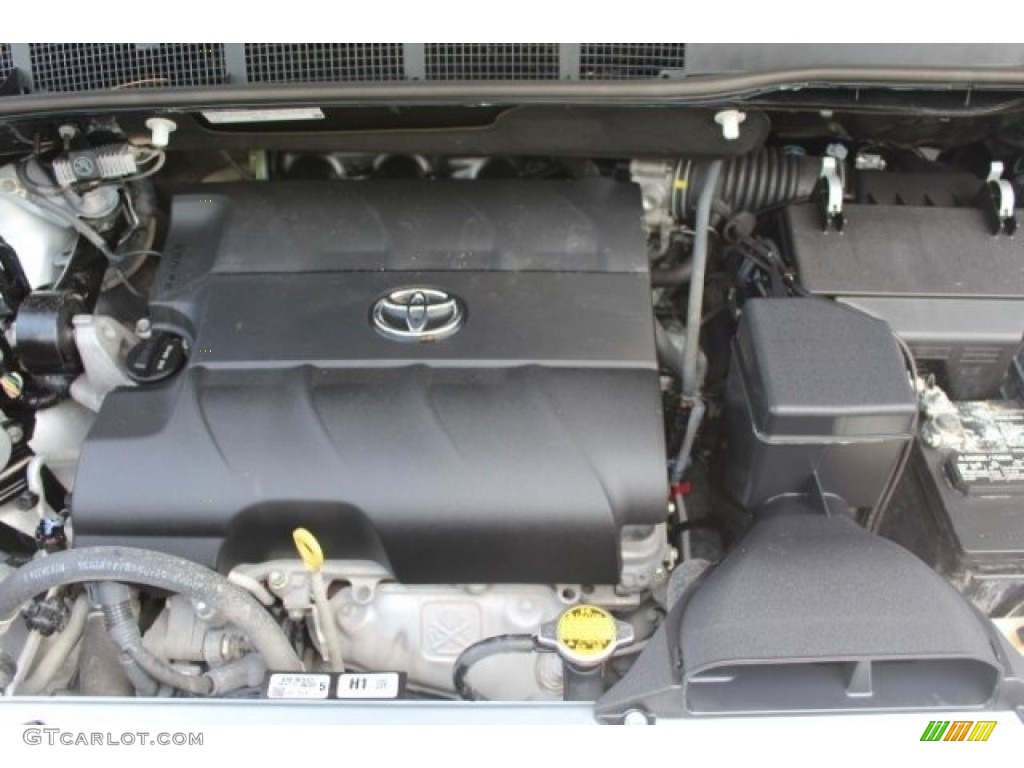 2014 Sienna XLE - Silver Sky Metallic / Light Gray photo #38