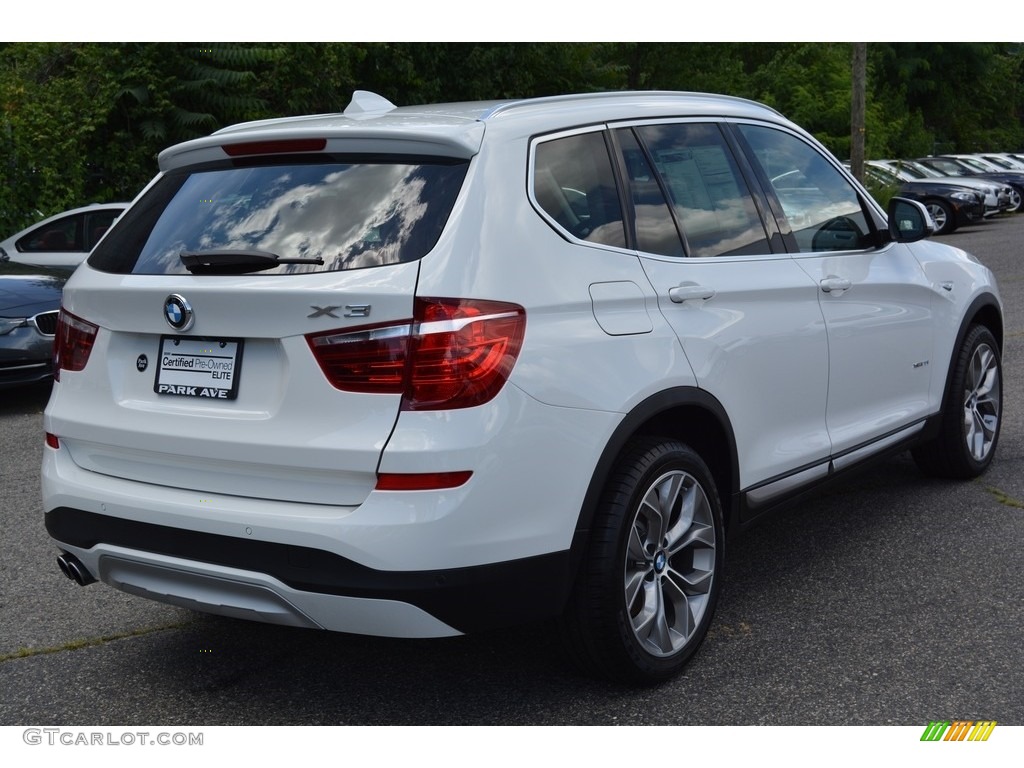 2016 X3 xDrive28i - Alpine White / Black photo #3