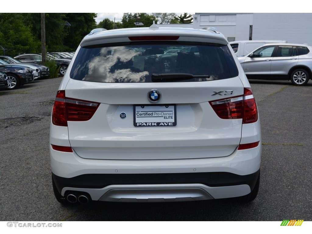 2016 X3 xDrive28i - Alpine White / Black photo #4