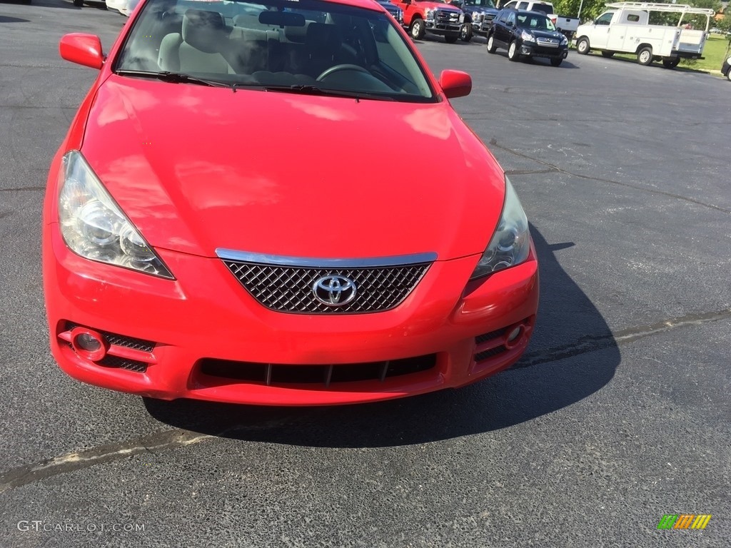 2008 Solara SE Coupe - Super Red 5 / Dark Stone photo #21