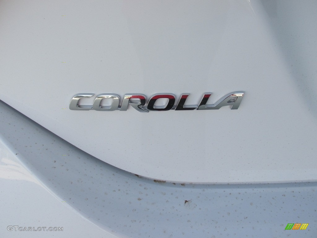 2016 Corolla S Plus - Super White / Black photo #13