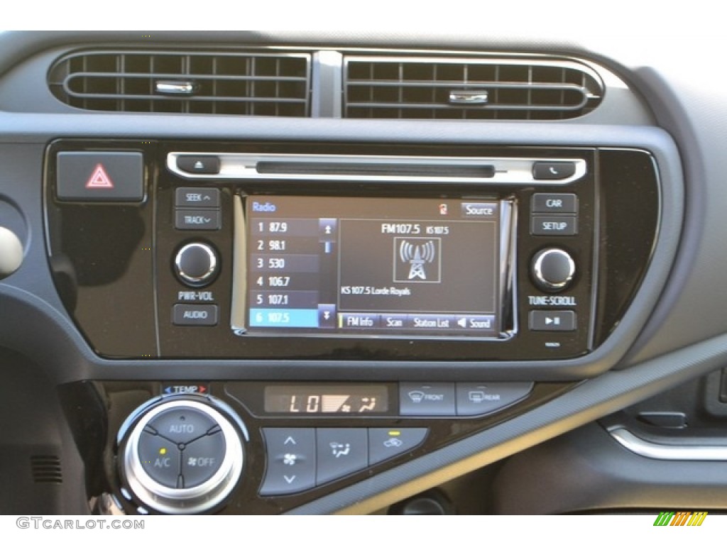 2016 Prius c Two - Magnetic Gray Metallic / Black photo #6