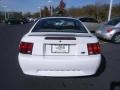 2002 Oxford White Ford Mustang V6 Coupe  photo #4