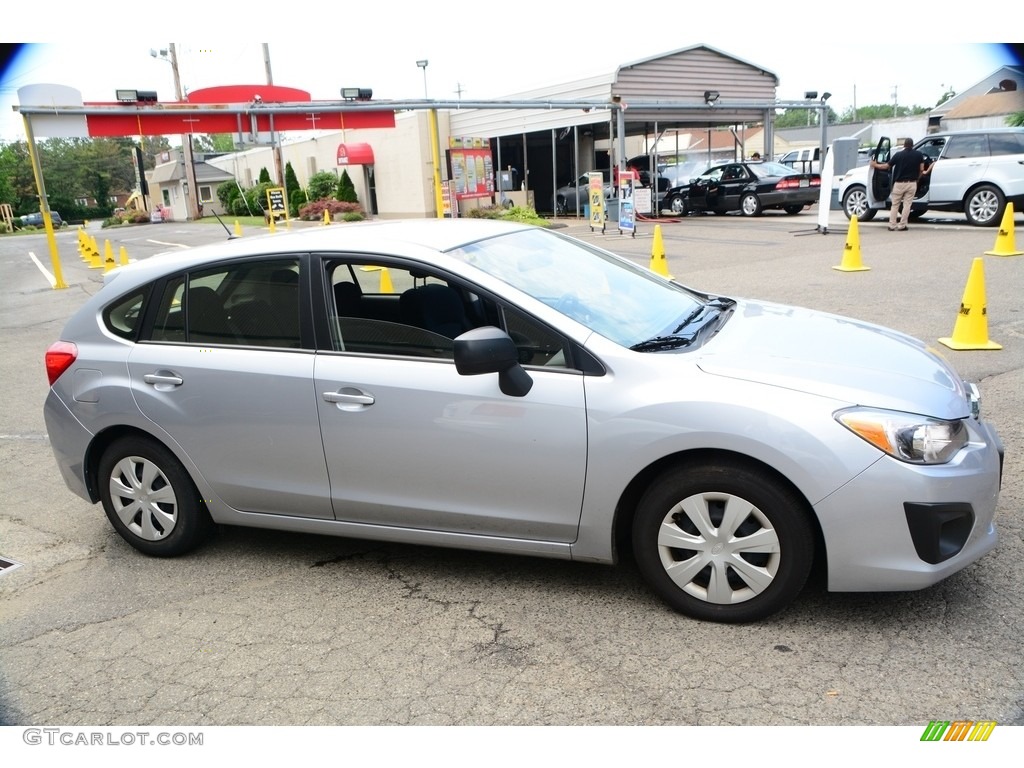 2013 Impreza 2.0i 5 Door - Ice Silver Metallic / Black photo #4