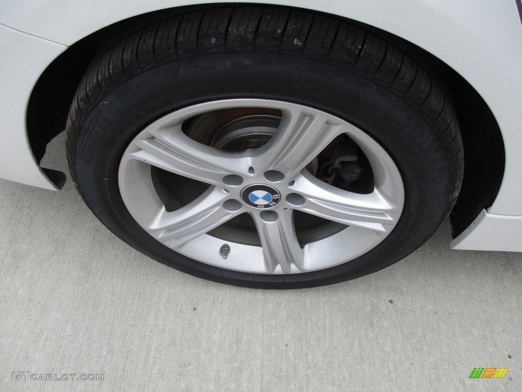 2013 3 Series 320i xDrive Sedan - Alpine White / Venetian Beige photo #3