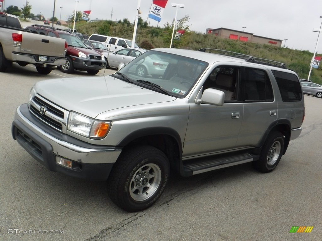1999 4Runner SR5 - Desert Dune Metallic / Oak photo #5