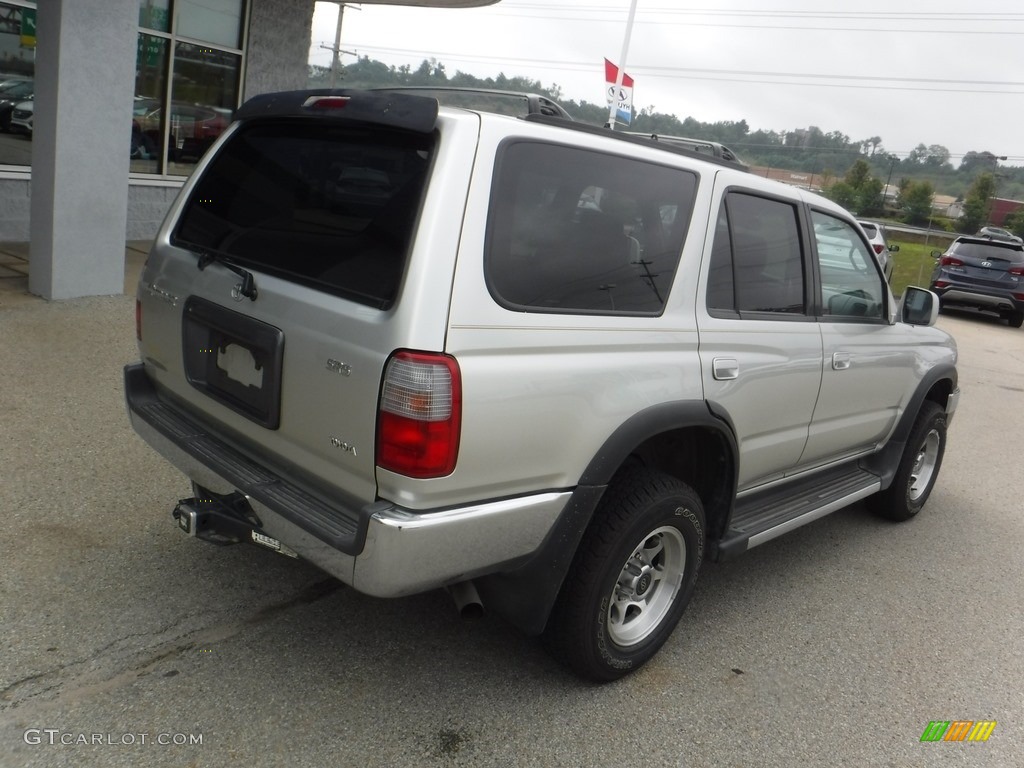 1999 4Runner SR5 - Desert Dune Metallic / Oak photo #9