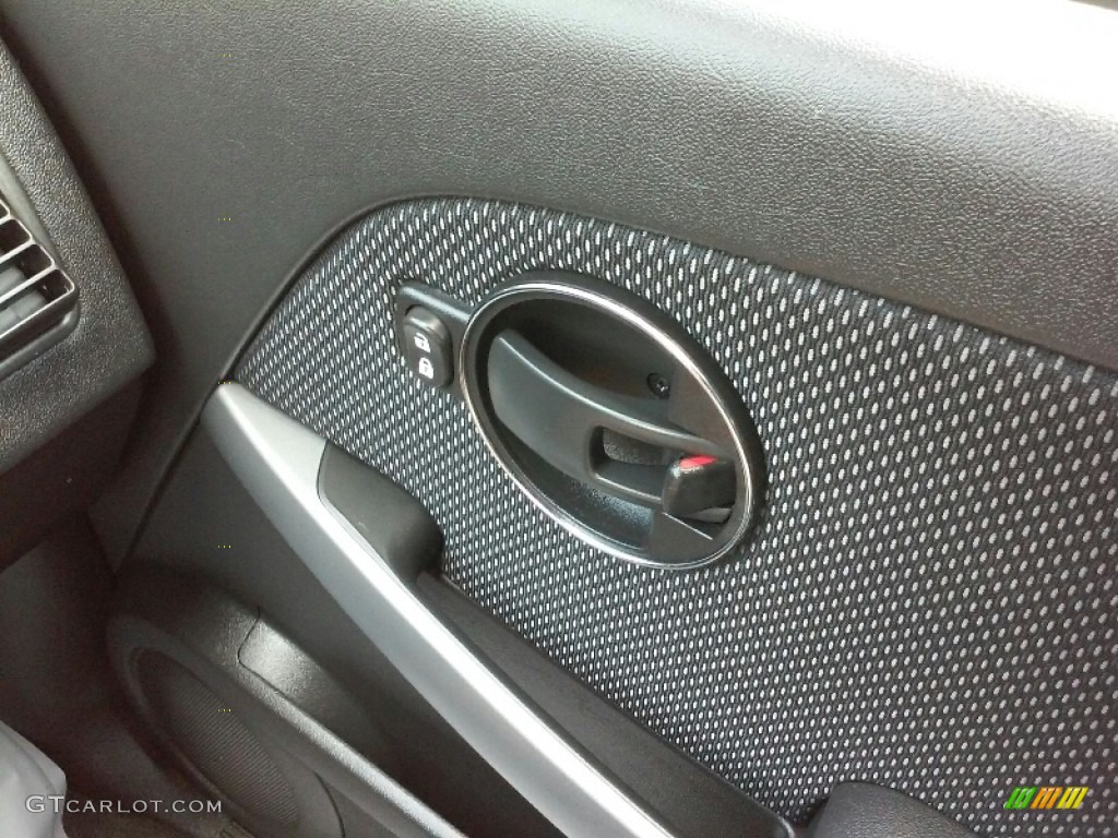 2006 Torrent  - Silver Alloy Metallic / Ebony Black photo #19