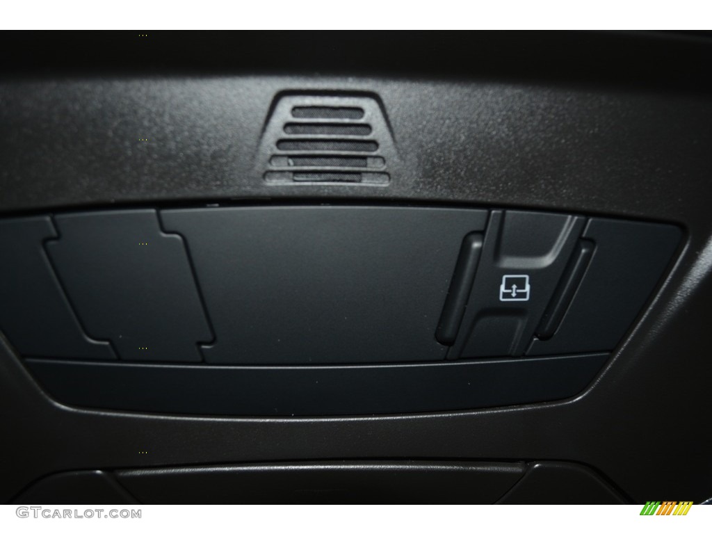 2016 Focus ST - Kona Blue / Charcoal Black photo #18