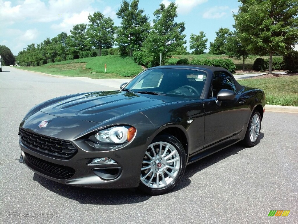 Grigio Moda Meteor Grey 2017 Fiat 124 Spider Classica Roadster Exterior Photo #114366481