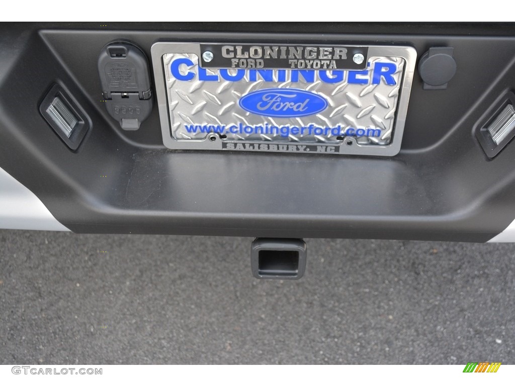2016 F150 XL SuperCab 4x4 - Ingot Silver / Medium Earth Gray photo #5
