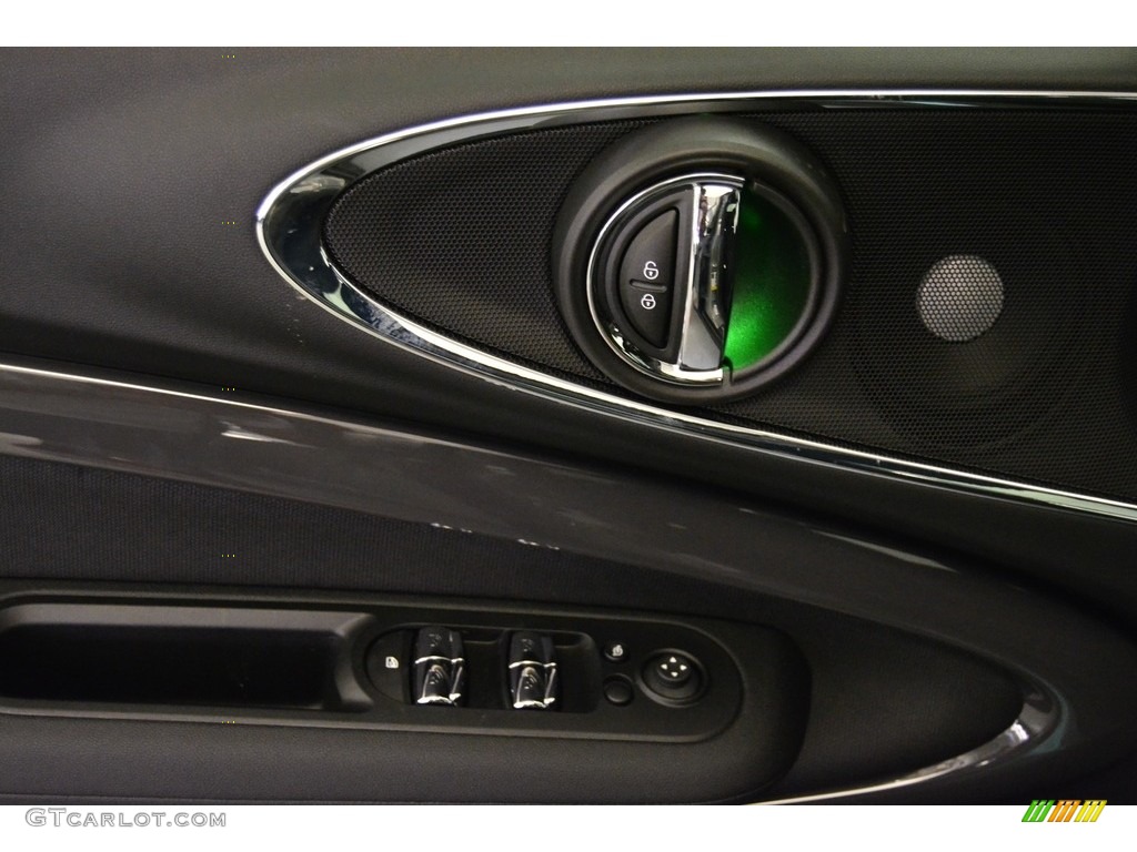 2017 Mini Clubman Cooper S ALL4 Controls Photo #114369604
