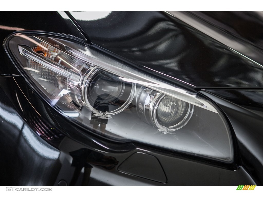 2016 5 Series 528i Sedan - Jet Black / Black photo #26