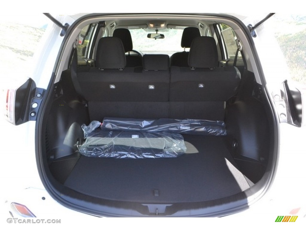 2016 RAV4 LE AWD - Super White / Black photo #8