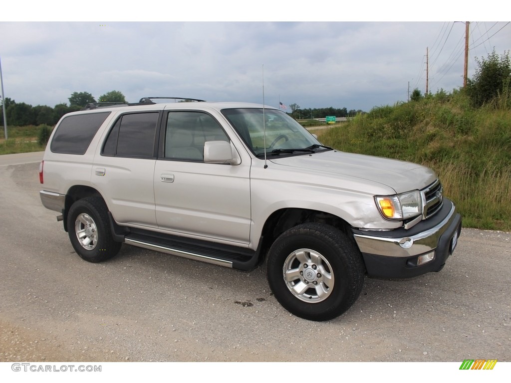 1999 4Runner SR5 - Millennium Silver Metallic / Oak photo #3