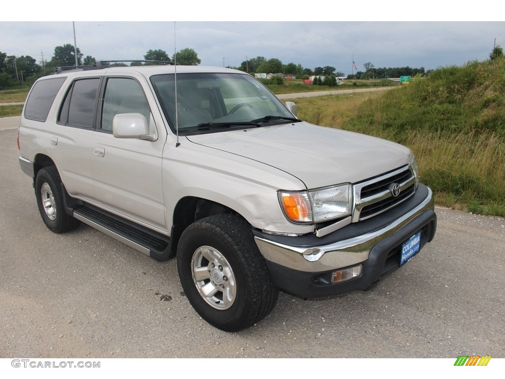 1999 4Runner SR5 - Millennium Silver Metallic / Oak photo #5