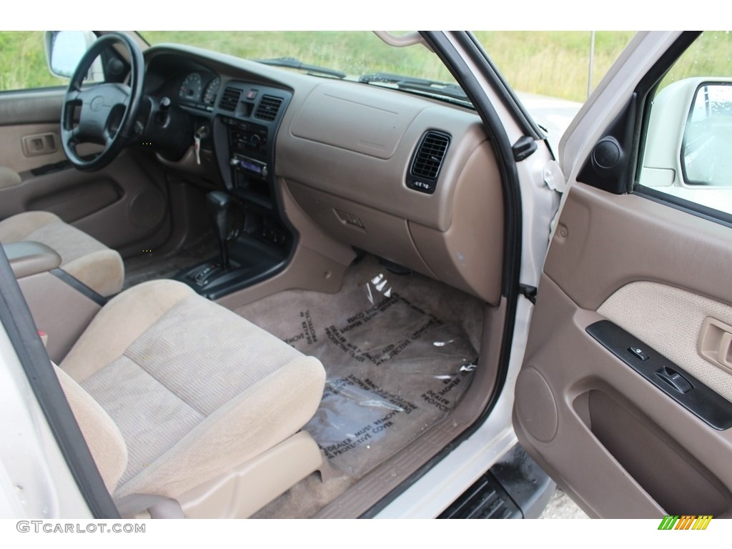 1999 4Runner SR5 - Millennium Silver Metallic / Oak photo #21