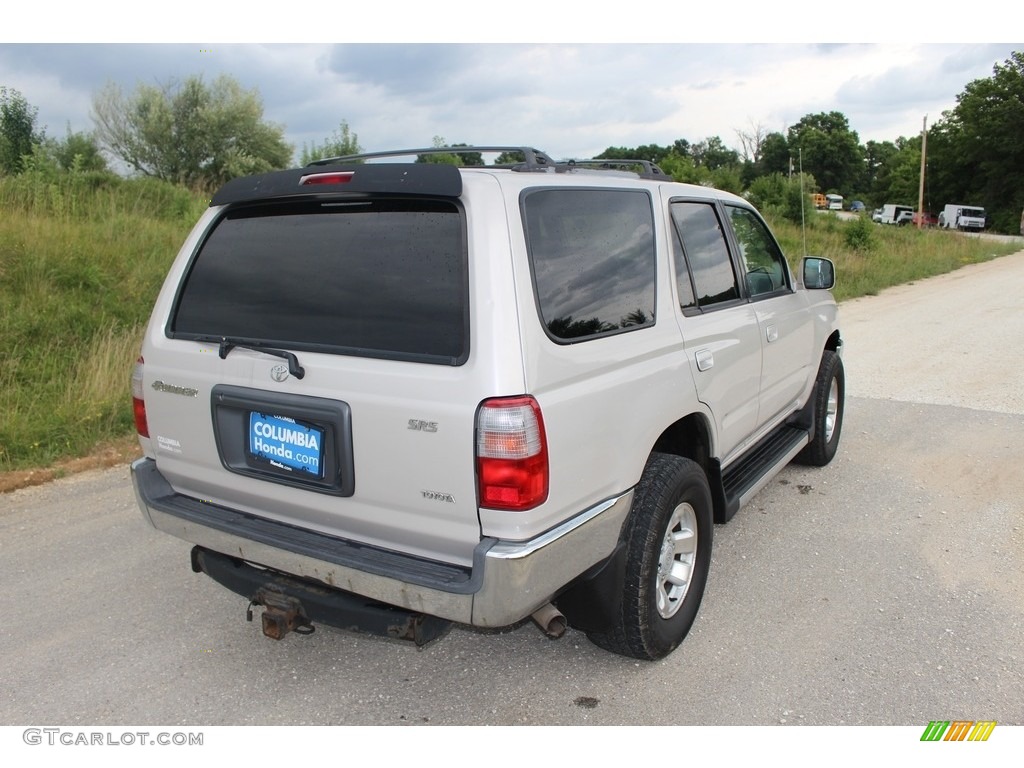 1999 4Runner SR5 - Millennium Silver Metallic / Oak photo #28